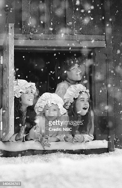 Christmas They Never Forgot" Episode 11 -- Aired 12/21/81 -- Pictured: Lindsay Greenbush as Carrie Ingalls, Wendi Turnaugh as Grace Ingalls, Missy...