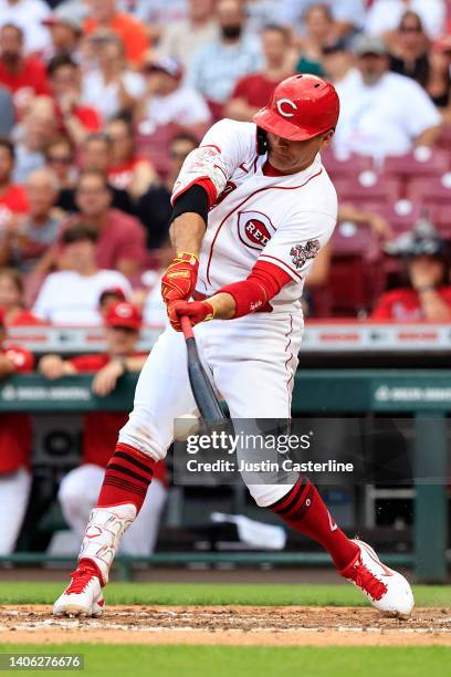 Joey Votto of the Cincinnati Reds at bat during the third inning in the game against the Atlanta Braves at Great American Ball Park on July 01, 2022...