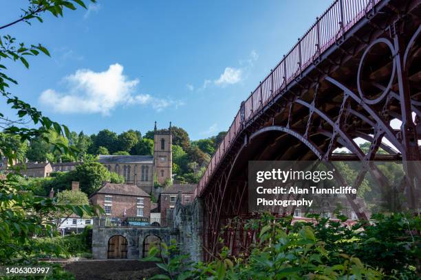 ironbridge - shropshire stockfoto's en -beelden