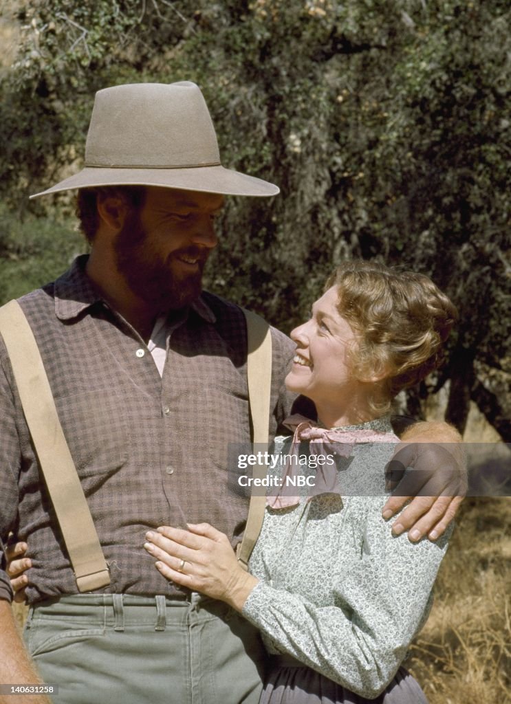 Merlin Olsen as Jonathan Garvey, Hersha Parady as Alice Garvey -- News Photo - Getty Images