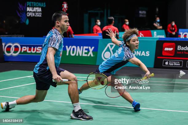 Sapsiree Taerattanachai Dechapol Puavaranukroh and of Thailand compete in the Mixed Doubles Semi Finals match against Wang Yi Lyu and Huang Dong Ping...