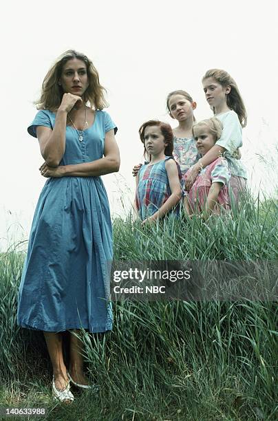 Pictured: Sarah Jessica Parker as Callie Cain, Lacey Guyon as Susan Cain, Jessica Campbell as Julie Cain, Amanda Laughlin/Molly Laughlin as Cindy...