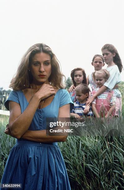 Pictured: Sarah Jessica Parker as Callie Cain, Lacey Guyon as Susan Cain, Matthew Cook/Mitchell Cook as Jason Cain, Jessica Campbell as Julie Cain,...