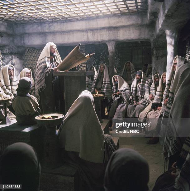 Pictured: Lorenzo Monet as Jesus aged 12 years, Cyril Cusack as Yehuda, -- Photo by: NBC/NBCU Photo Bank