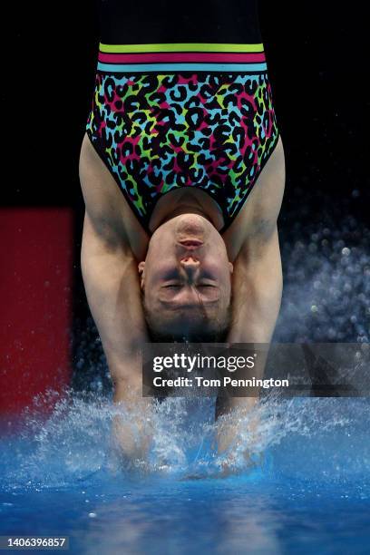 Tina Punzel of Team Germany competes in the Women's 3m Springboard Final on day seven of the Budapest 2022 FINA World Championships at Duna Arena on...