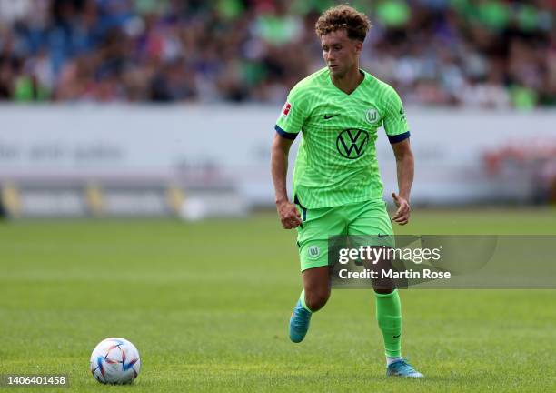 Luca Waldschmidt of VfL Wolfsburg controls the ball during the pre-season friendly match as part of the Volkswagen Cup 2022 between VfL Osnabrück and...