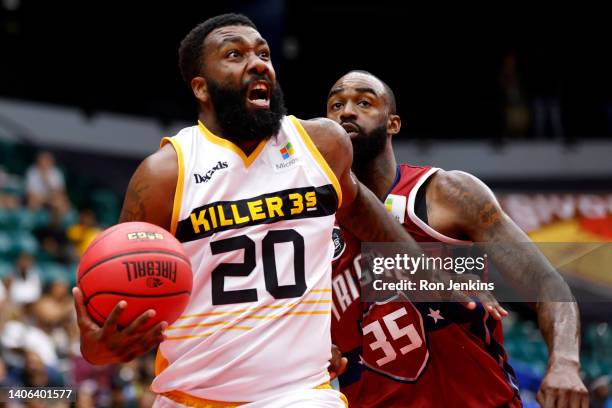 Donte Green of the Killer 3's drives to the basket against DaJuan Summers of the Tri-State during the game in BIG3 Week Three at Comerica Center on...