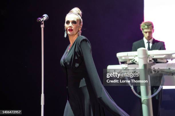 203 Susan Ann Sulley Photos & High Res Pictures - Getty Images