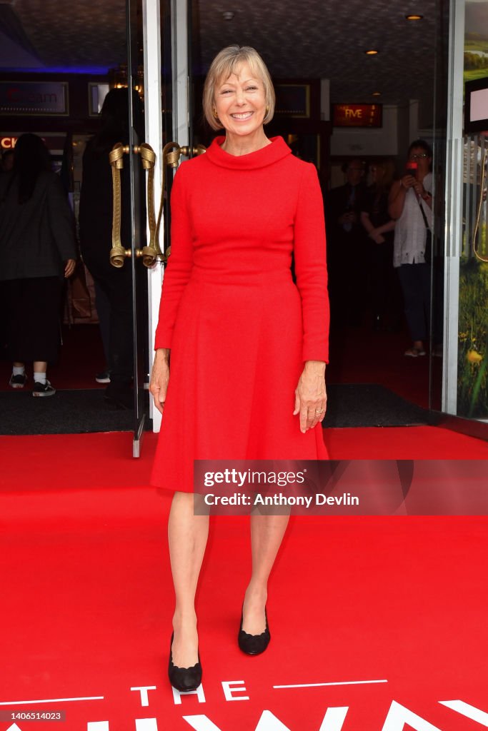 "The Railway Children Return" World Premiere - Arrivals