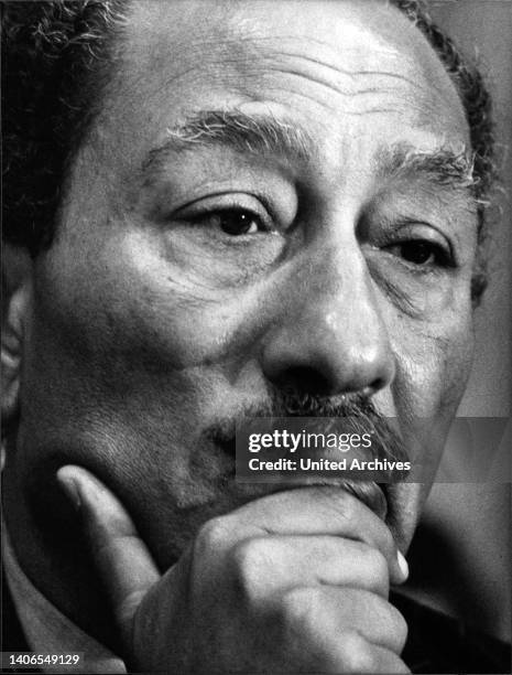 Mohammed Anwar el-Sadat, ägyptischer Staatspräsiden, im Amt von 1970 bis zu seiner Ermordung am 6.10.81. Er führte Ägypten in den Jom-Kippur-Krieg...