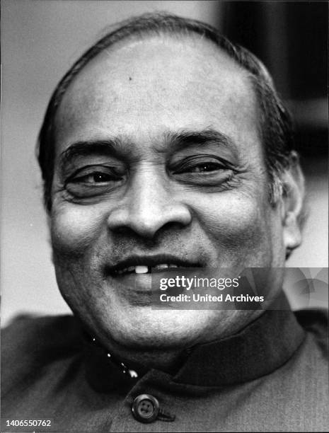 Ns Rao 230 P V Narasimha Rao Photos Stock Photos, High-Res Pictures, and ...