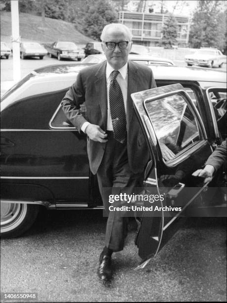 Kenneth Rushing Kenneth Rush Photos and Premium High Res Pictures - Getty Images