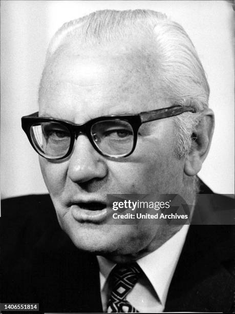 Kenneth Rushing Kenneth Rush Photos and Premium High Res Pictures - Getty Images