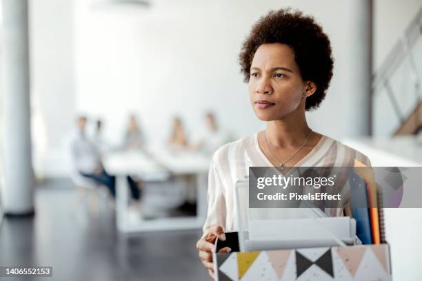 upset black businesswoman being fired - i quit stock pictures, royalty-free photos & images