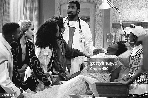 The Baby Comes Out" Episode 20 -- Pictured: Alfonso Ribeiro as Carlton Banks, Karyn Parsons as Hilary Banks, Charlayne Woodard as Janice, Vernee...