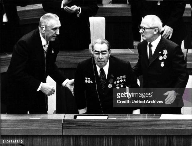 Der sowjetische Staats- und Parteichef Leonid Brezhnev und SED-Sekretär Erich Honecker.