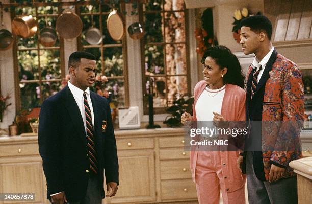 Six Degrees of Graduation" Episode 24 -- Pictured: Alfonso Ribeiro as Carlton Banks, Vernee Watson-Johnson as Viola 'Vy' Smith, Will Smith as William...