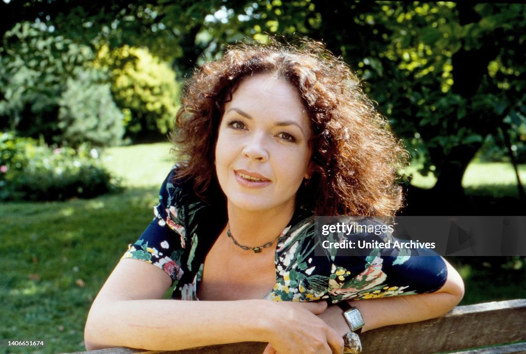 Elisabeth Trissenaar