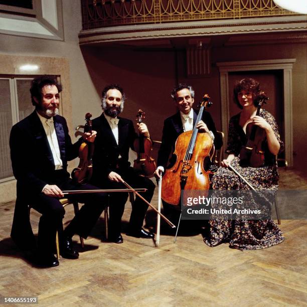 The Allegri Quartet, britisches Streichquartett, berühmtes Kammermusik Ensemble: Peter Carter, David Roth, Bruno Schrecker, Prunella Pacey, im Bild...