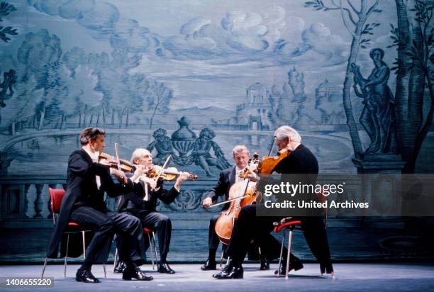 Smetana Quartett, tschechisches Streichquartett, gilt als bestes tschechisches Kammermusik Ensemble, im Bild bei einem Konzert in Deutschland, 1981.