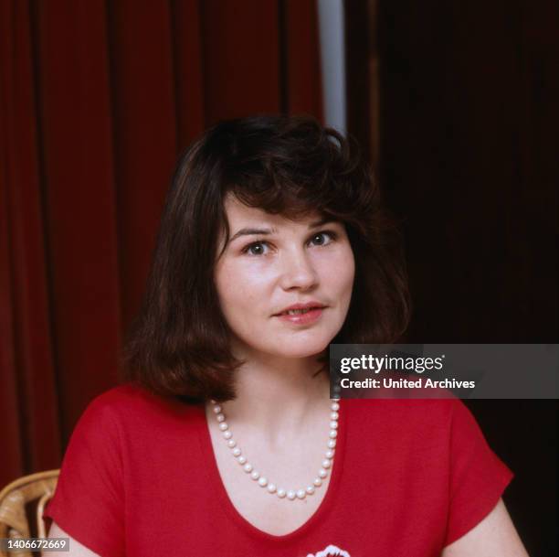 Janet Perry Janet Perry Photos and Premium High Res Pictures - Getty Images