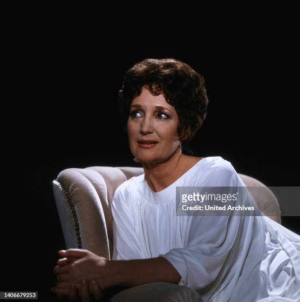 Edda Moser, berühmte deutsche Opernsängerin, Sopranistin, Portrait 1983.