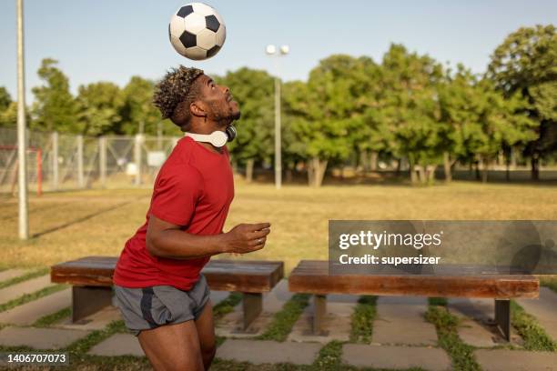 Getting Bench 163 Pe Bench Stock Photos, High-Res Pictures, and Images - Getty Images