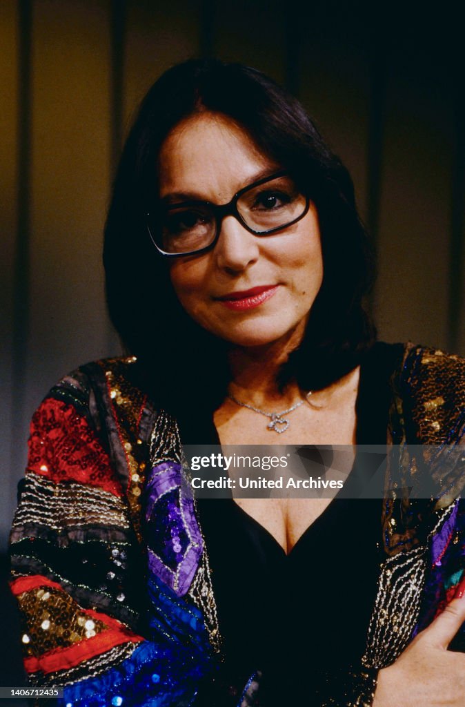 Nana Mouskouri