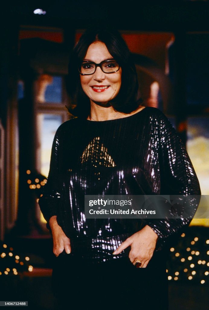 Nana Mouskouri