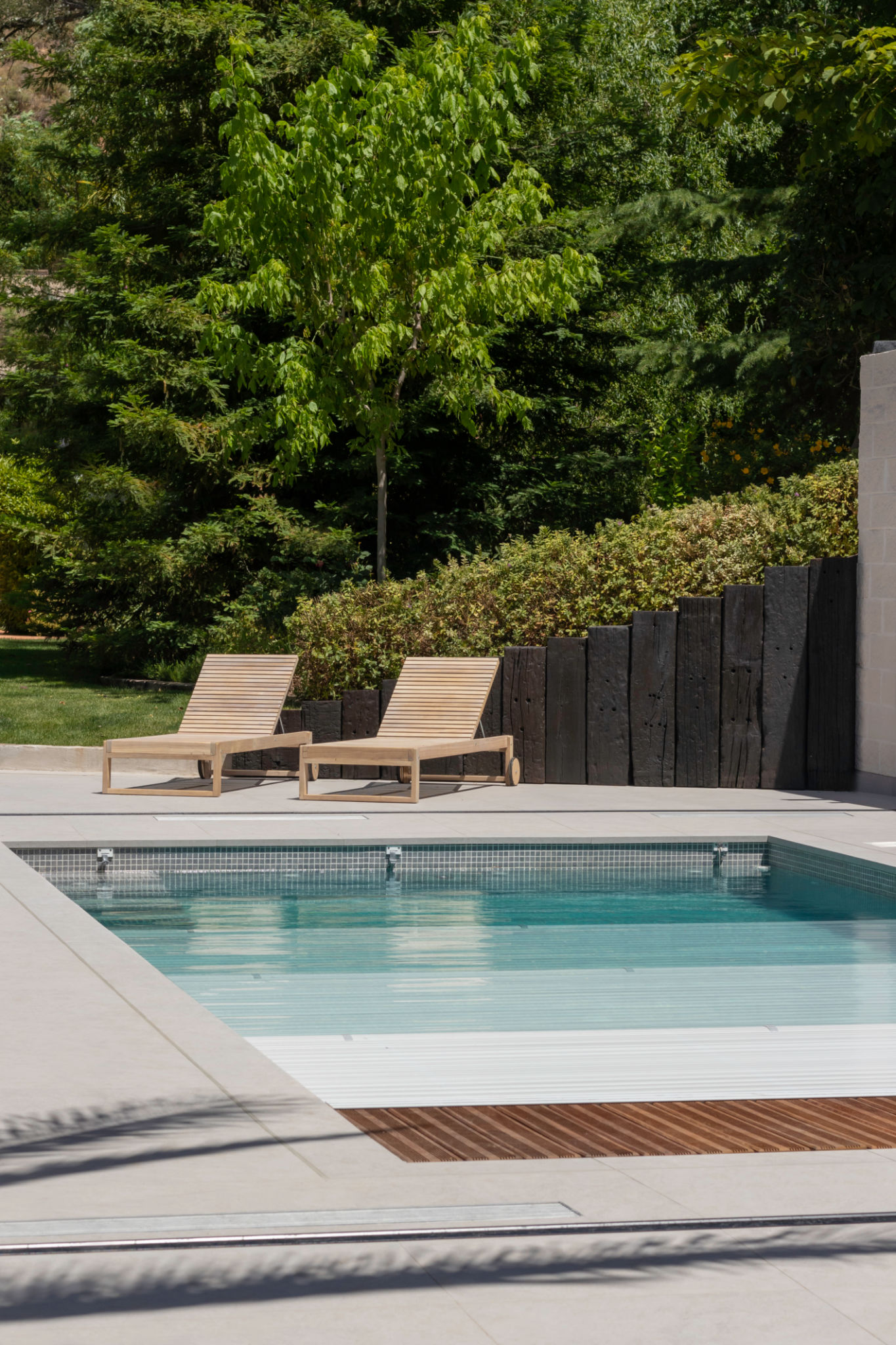 modern pool design