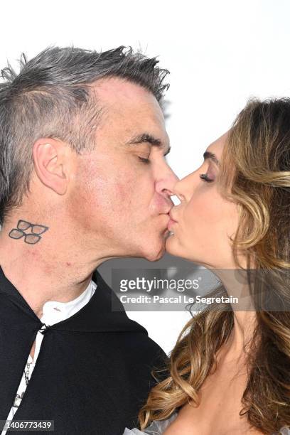 Robbie Williams and Ayda Field Williams attend the Giambattista Valli Haute Couture Fall Winter 2022 2023 show as part of Paris Fashion Week on July...