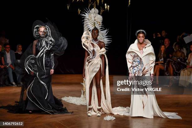 Winnie Harlow walks the runway during the Iris Van Herpen Haute Couture Fall/Winter 2022-2023 fashion show as part of the Paris Haute Couture Week on...