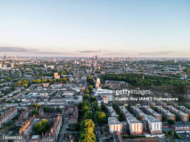 london from drone perspective,  looking south along the a10 from stamford hill - roy james shakespeare stock pictures, royalty-free photos & images