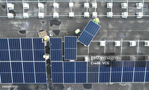 Small Solar Panel Factory Small Solar Panels Photos and Premium High Res Pictures - Getty Images