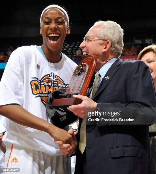 Glory Johnson of the Tennessee Volunteers receives the MVP award after the Tennessee Volunteers defeated the LSU Tigers in the SEC Women's Basketball...