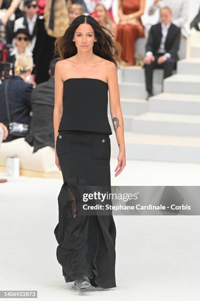 Amanda Sanchez walks the runway during the Chanel Haute Couture Fall Winter 2022 2023 show as part of Paris Fashion Week on July 05, 2022 in Paris,...