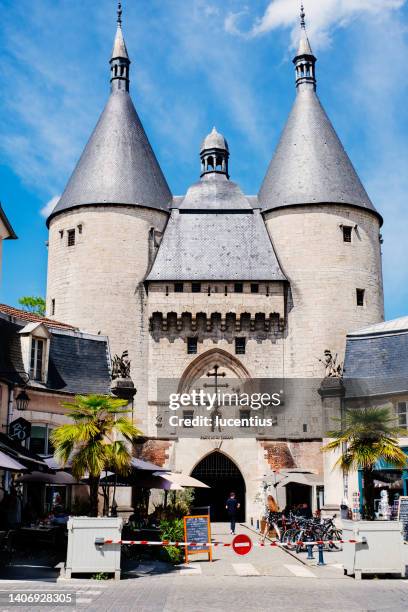 porte de la craffe, nancy, france - nancy stock pictures, royalty-free photos & images