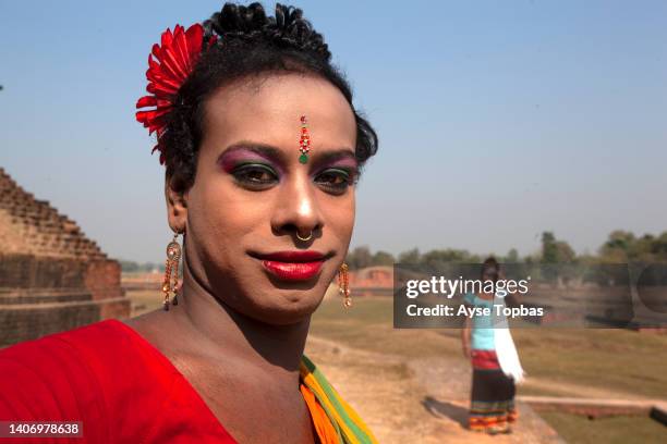 Bangladeshi Hijras Photos And Premium High Res Pictures Getty Images bangladeshi-hijras-photos-and-premium-high-res-pictures-getty-images
