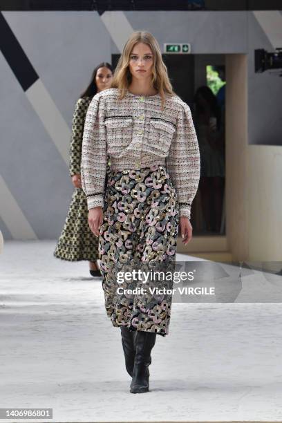 Model walks the runway during the Chanel Haute Couture Fall/Winter 2022-2023 fashion show as part of the Paris Haute Couture Week on July 5, 2022 in...