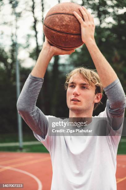 Cool Basketball Shots Photos and Premium High Res Pictures - Getty Images