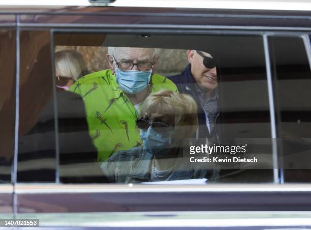 Warren Buffett, CEO of Berkshire Hathaway, arrives at the Sun Valley Resort for the Allen & Company Sun Valley Conference on July 05, 2022 in Sun...