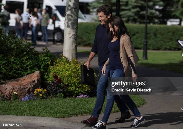 Sheryl Sandberg, outgoing Chief Operating Officer of Meta, and her partner Tom Bernthal arrive at the Sun Valley Resort for the Allen & Company Sun...