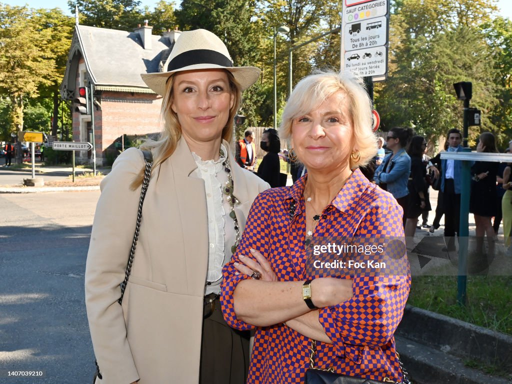 Chanel : Outside Arrivals - Paris Fashion Week - Haute Couture Fall Winter 2022 2023