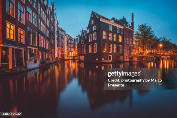 amsterdam reflection - 荷蘭北部 個照片及圖片檔