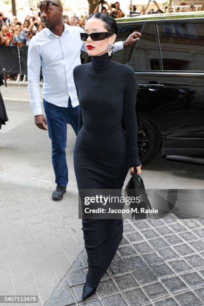 Alexa Demie arrives at Balenciaga on July 06, 2022 in Paris, France.