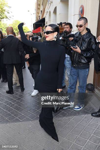 Alexa Demie arrives at Balenciaga on July 06, 2022 in Paris, France.