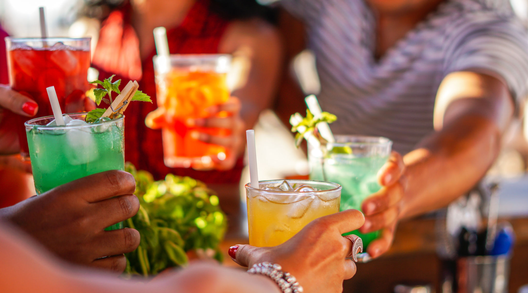 friends enjoying cocktails