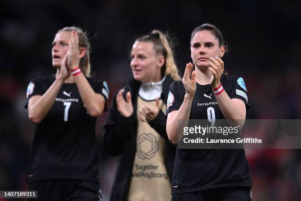 Sarah Zadrazil of Austria applauds the fans after their sides defeat during the UEFA Women's EURO 2022 group A match between England and Austria at...