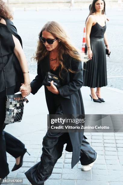Mary-Kate Olsen arrive at Hotel de la Marine on July 06, 2022 in Paris, France.