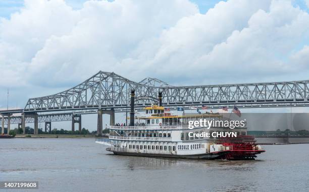 mississippi memories - ferry wheel stock pictures, royalty-free photos & images